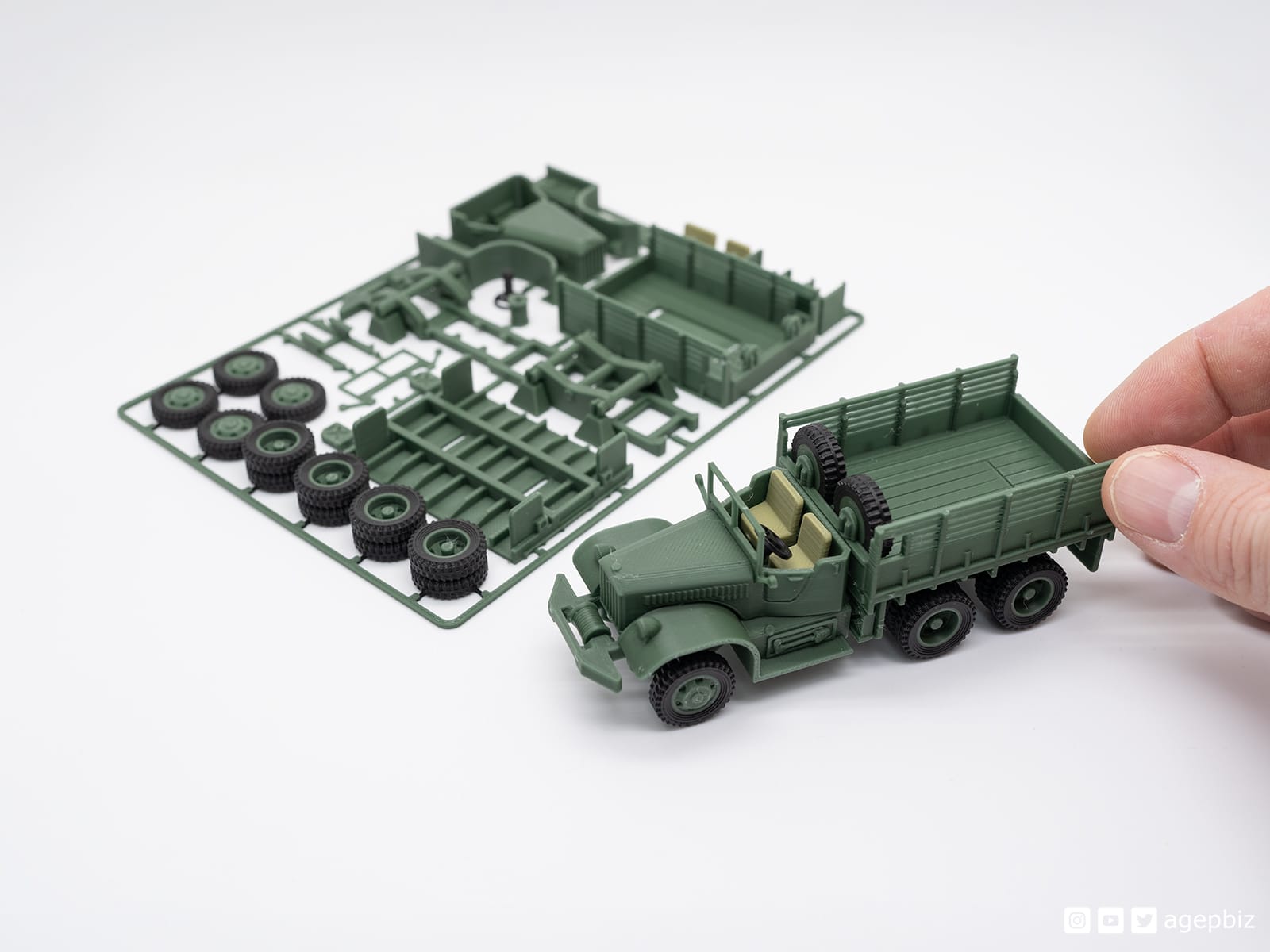 SLA detailed miniature print